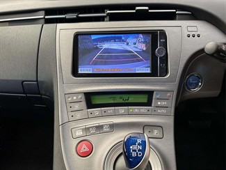 2014 Toyota Prius - Thumbnail