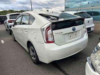 2014 Toyota Prius - Thumbnail