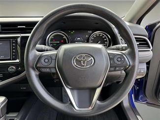 2019 Toyota Camry - Thumbnail