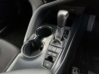 2019 Toyota Camry - Thumbnail