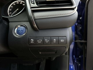 2019 Toyota Camry - Thumbnail