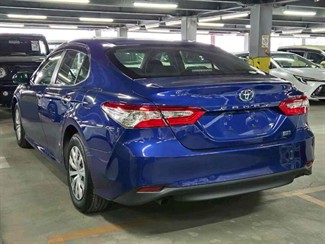 2019 Toyota Camry - Thumbnail