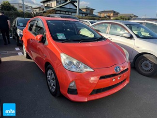 2013 Toyota AQUA - Thumbnail