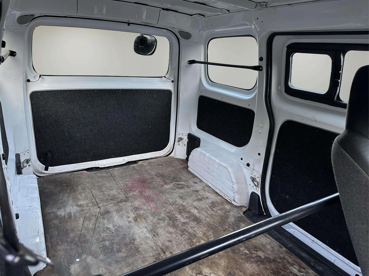 2013 Nissan NV200