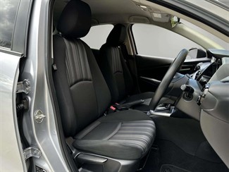 2021 Mazda 2 - Thumbnail