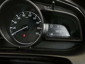 2021 Mazda 2 - Thumbnail