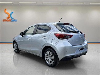 2021 Mazda 2 - Thumbnail