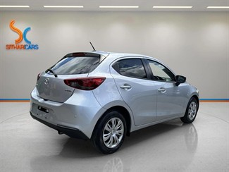 2021 Mazda 2 - Thumbnail