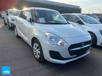 2020 Suzuki SWIFT - Thumbnail