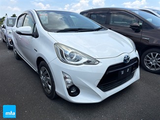 2015 Toyota AQUA - Thumbnail