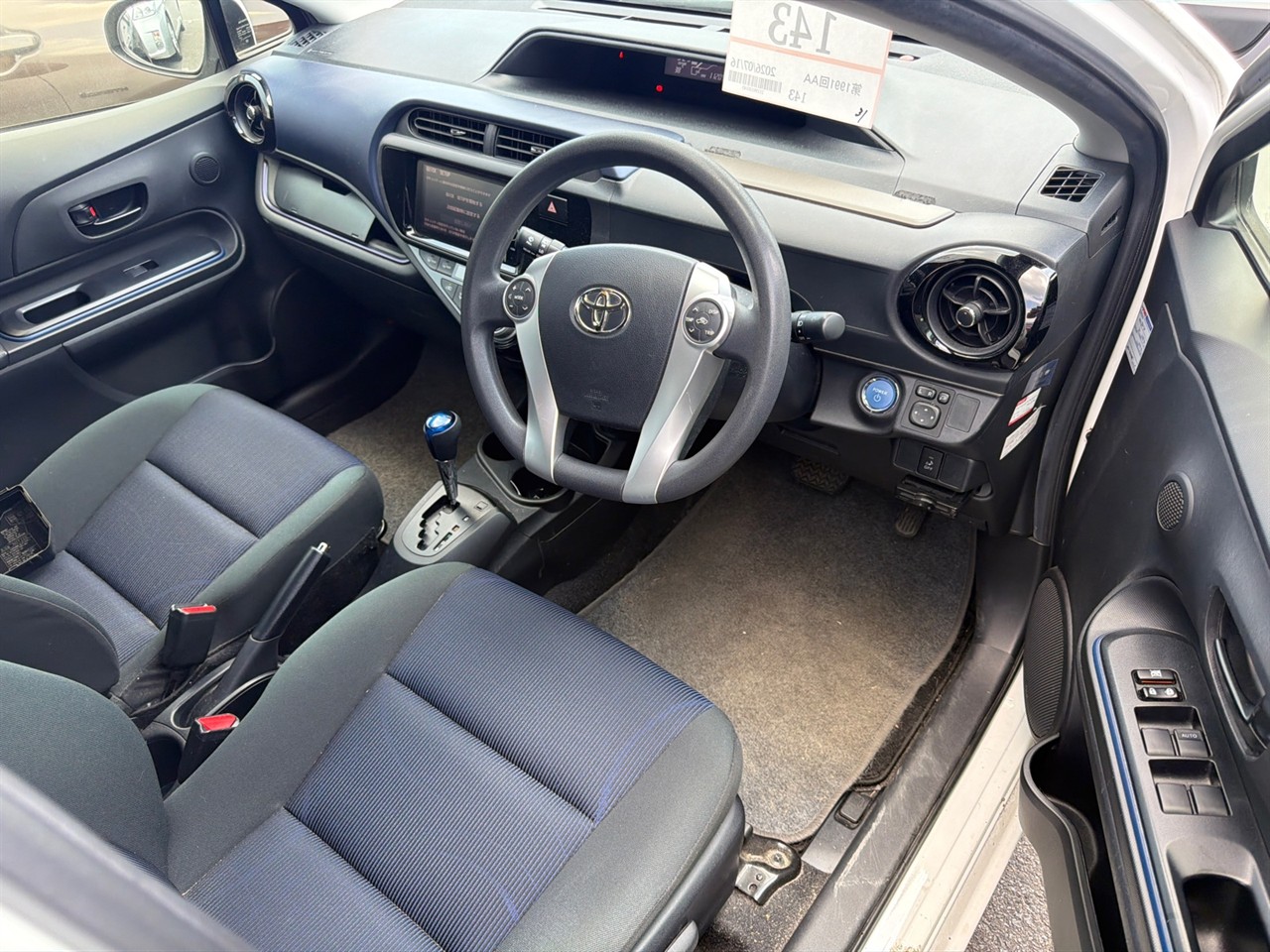 2015 Toyota AQUA