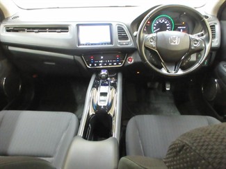 2017 Honda VEZEL - Thumbnail