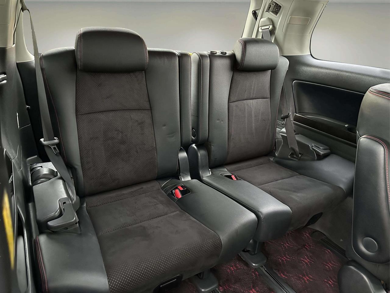 2012 Toyota VELLFIRE