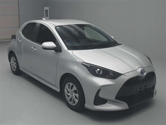 2021 Toyota Yaris - Thumbnail