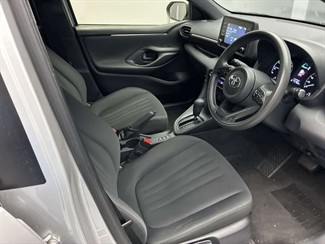2021 Toyota Yaris - Thumbnail