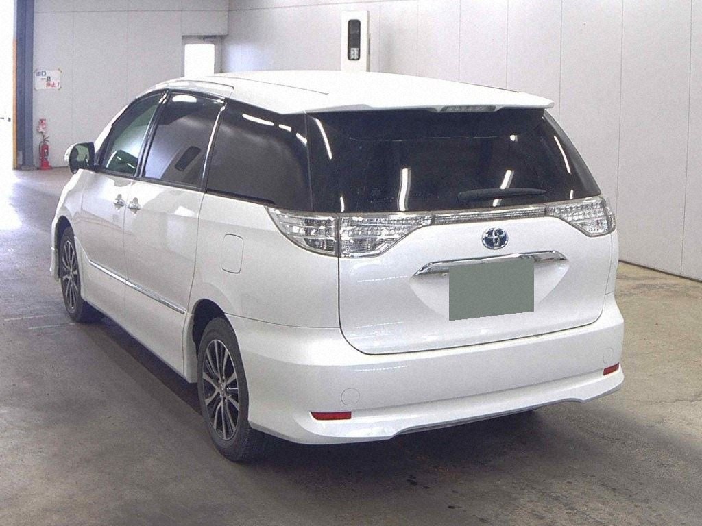 2015 Toyota Estima