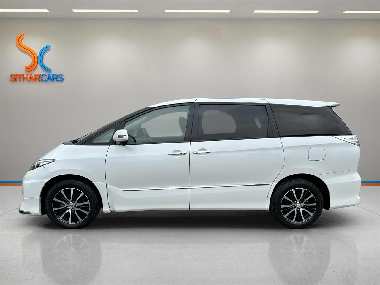 2015 Toyota Estima
