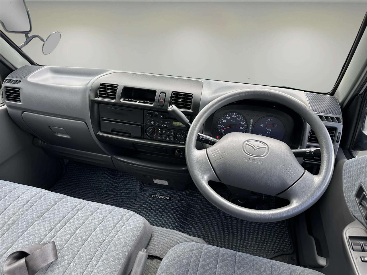 2001 Mazda Bongo