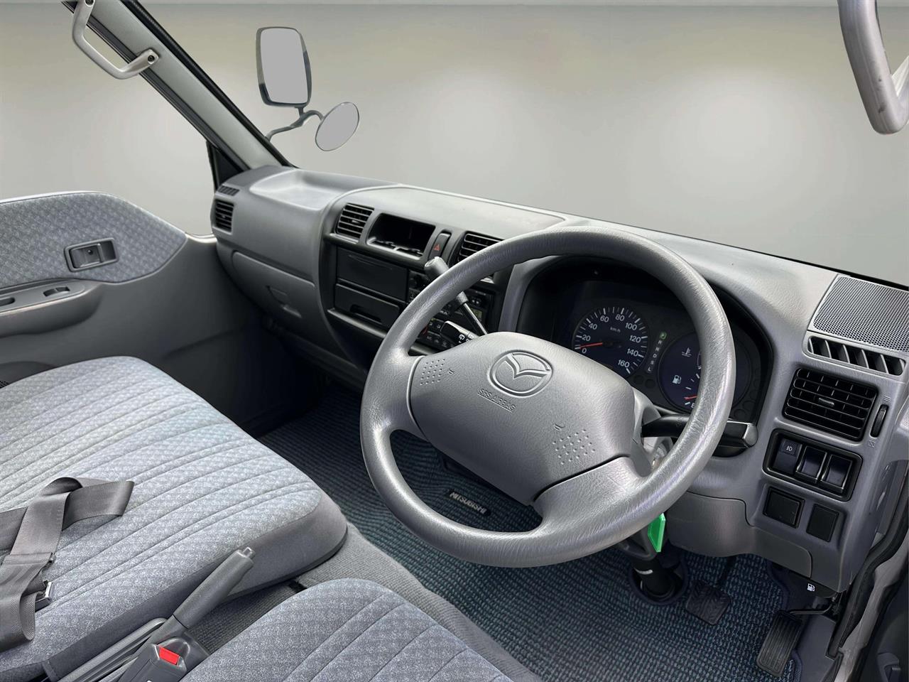 2001 Mazda Bongo
