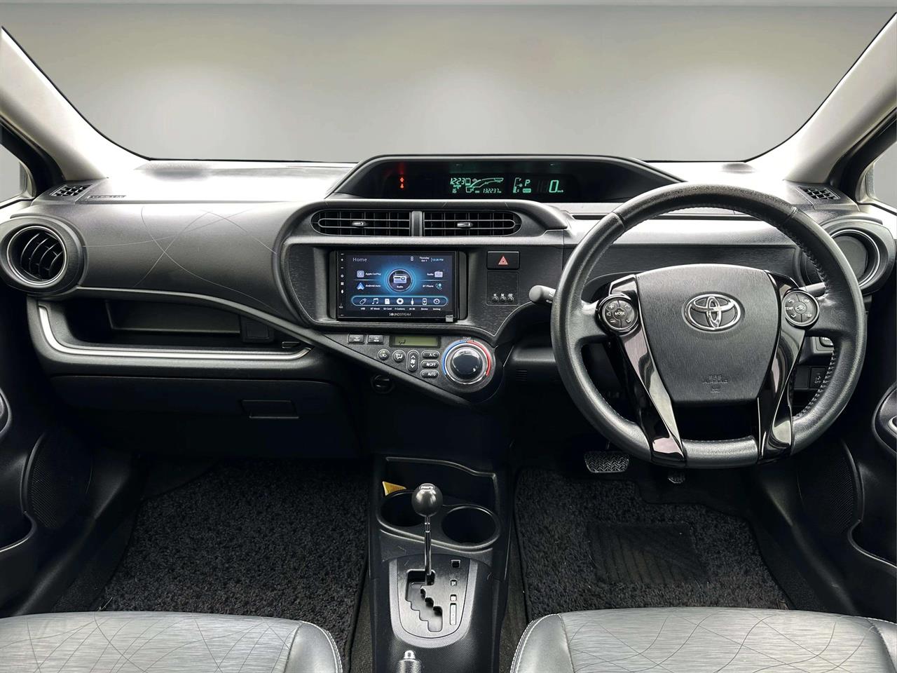 2013 Toyota AQUA