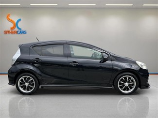 2013 Toyota AQUA - Thumbnail