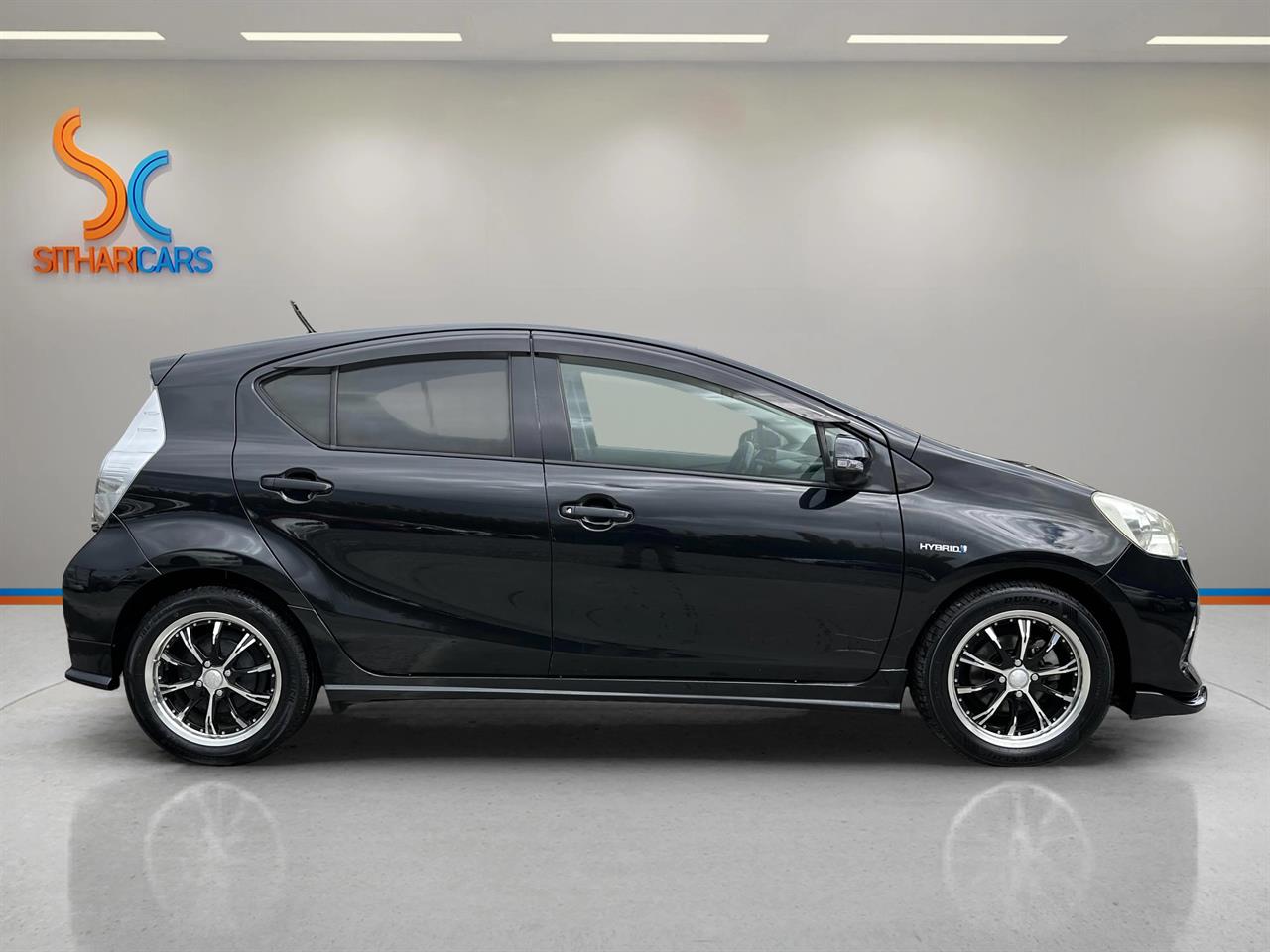 2013 Toyota AQUA