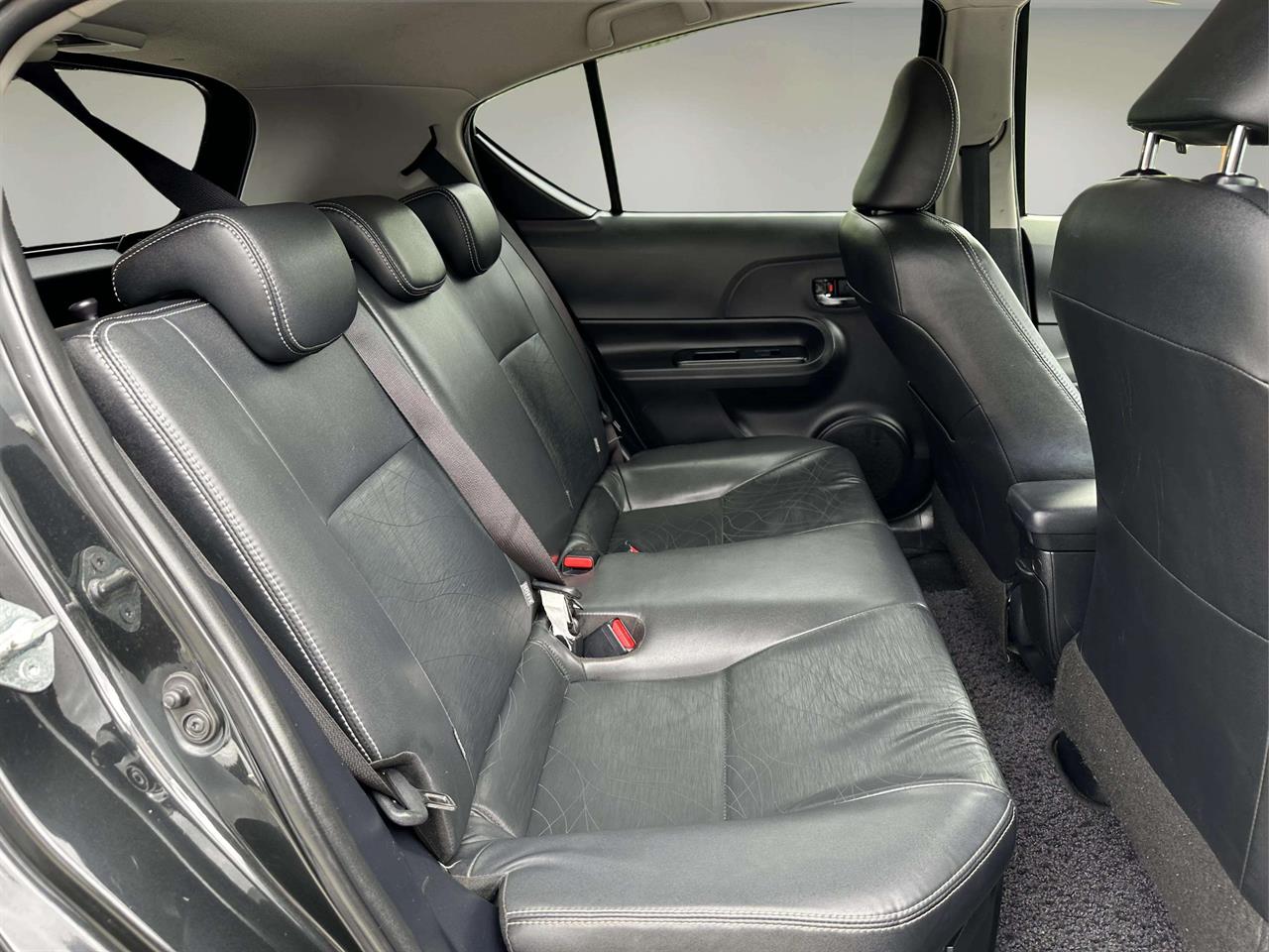 2013 Toyota AQUA
