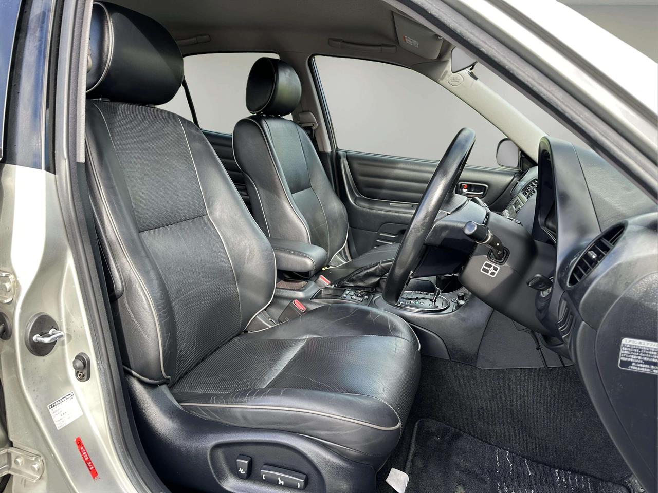 2004 Toyota Altezza