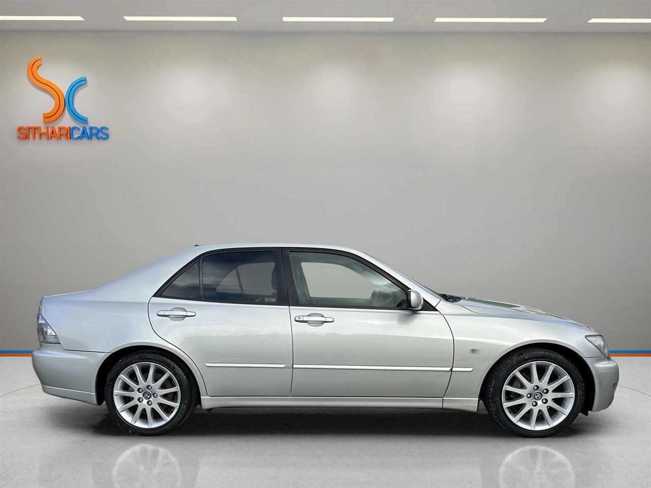 2004 Toyota Altezza