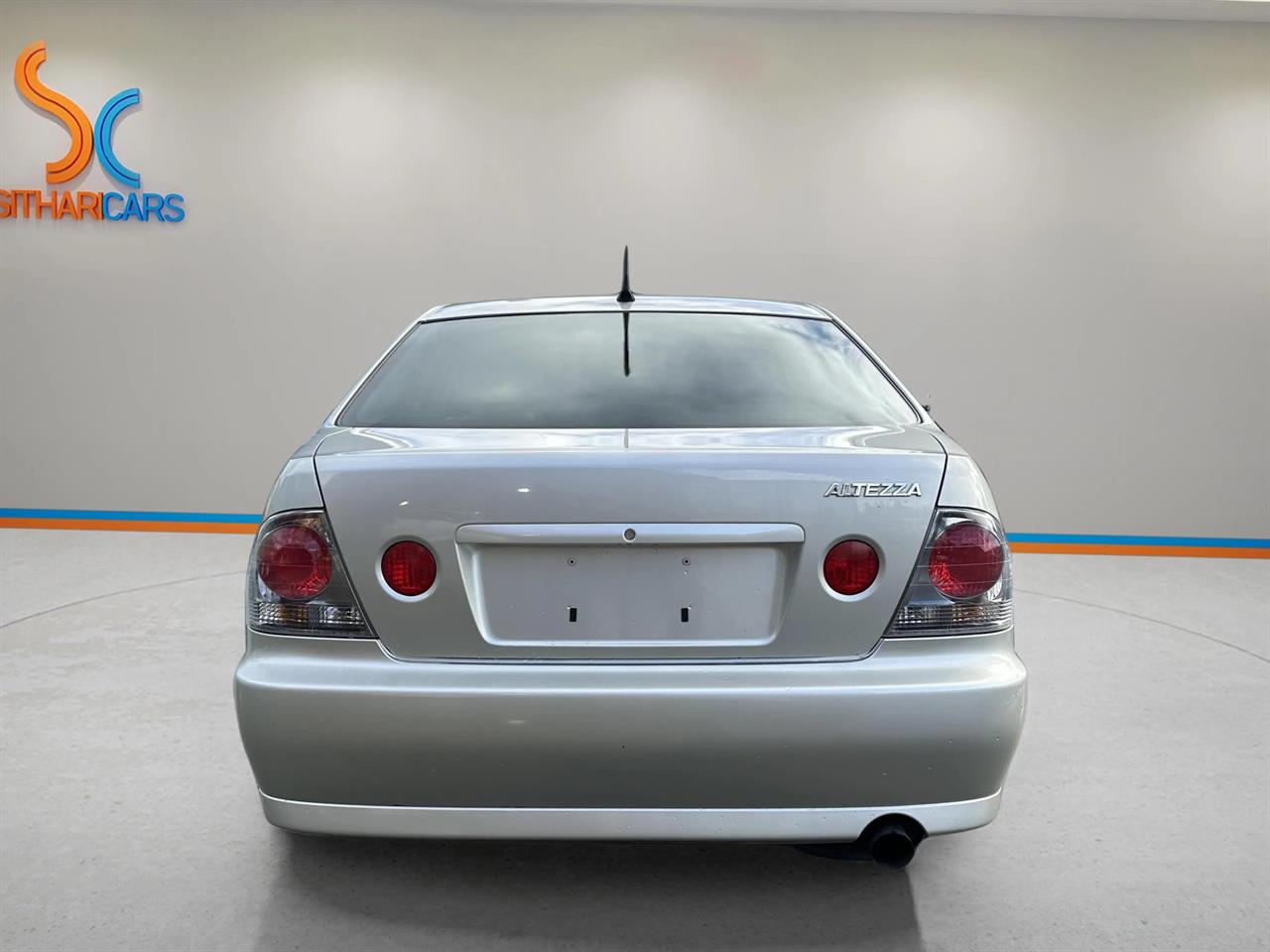 2004 Toyota Altezza