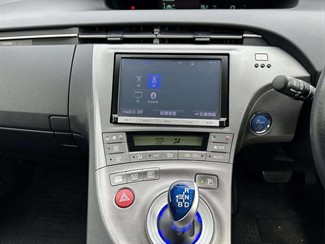 2015 Toyota Prius - Thumbnail