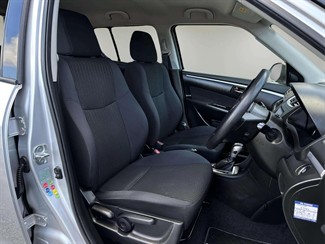 2014 Suzuki SWIFT - Thumbnail