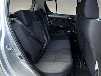 2014 Suzuki SWIFT - Thumbnail