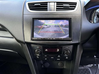 2014 Suzuki SWIFT - Thumbnail