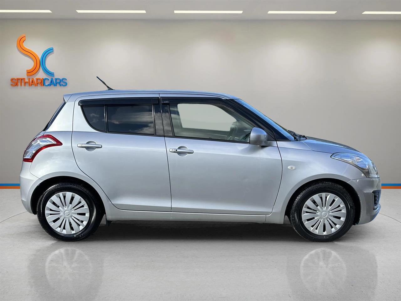 2014 Suzuki SWIFT