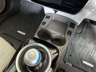 2014 Nissan Leaf - Thumbnail