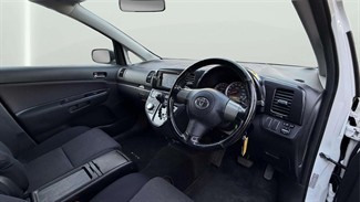 2008 Toyota WISH - Thumbnail