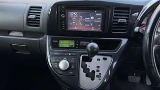 2008 Toyota WISH - Thumbnail