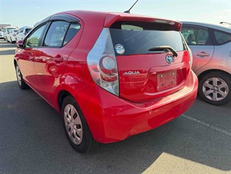 2013 Toyota AQUA - Thumbnail