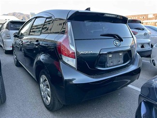 2015 Toyota AQUA - Thumbnail