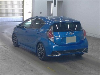 2015 Toyota AQUA - Thumbnail