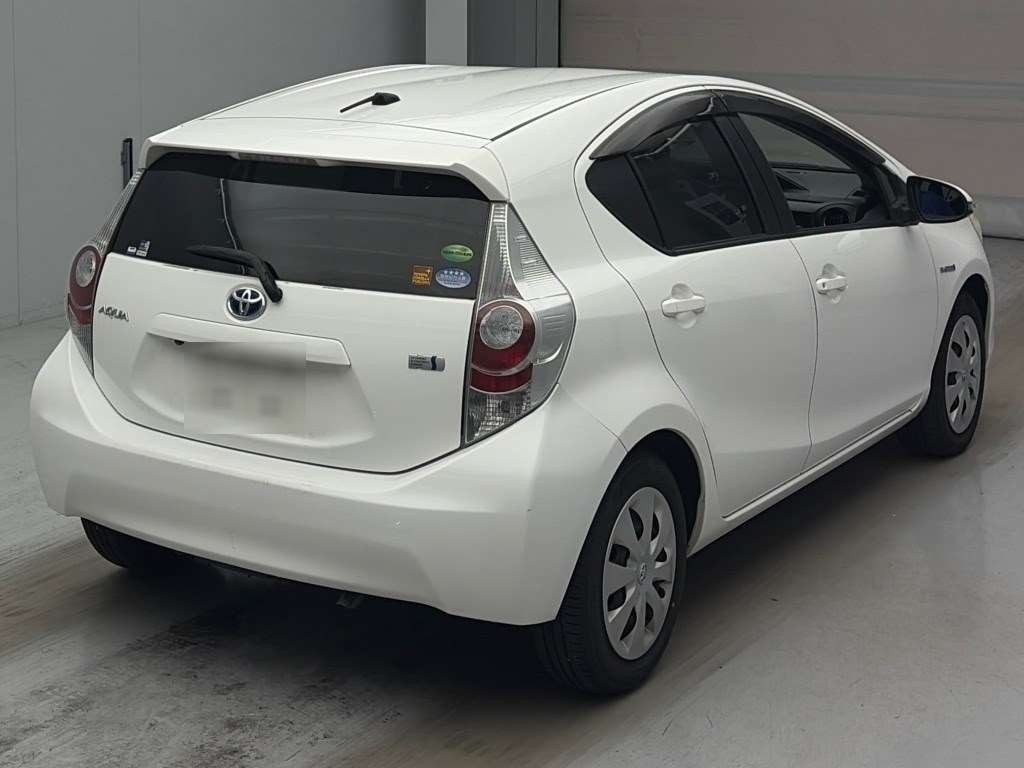 2013 Toyota AQUA