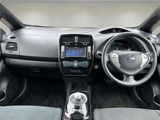2016 Nissan Leaf - Thumbnail