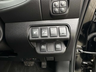 2016 Nissan Leaf - Thumbnail