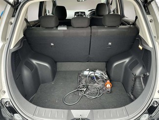 2016 Nissan Leaf - Thumbnail