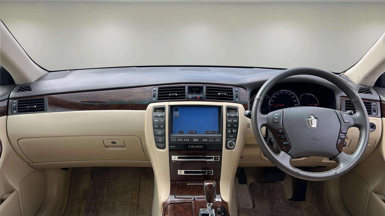 2006 Toyota CROWN