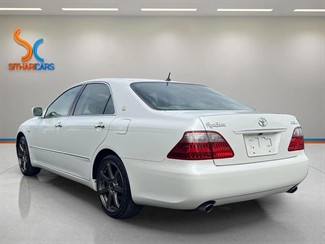 2006 Toyota CROWN - Thumbnail