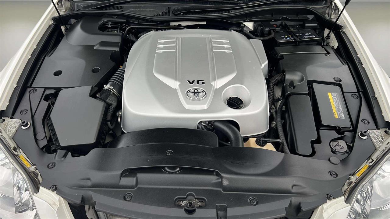 2006 Toyota CROWN