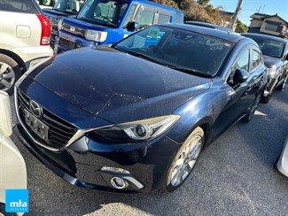 2015 Mazda Axela - Thumbnail