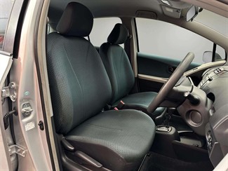 2006 Toyota Vitz - Thumbnail